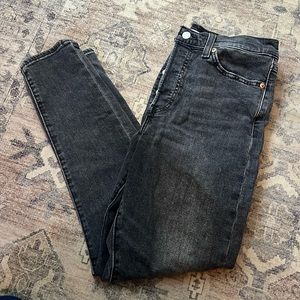 Levi’s Wedgie Skinny Jeans in Jet Pack